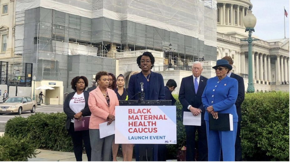 Launch of the first Black Maternal Health Caucus in 2019! Congresswoman Lauren Underwood stands proudly behind the podium. 
